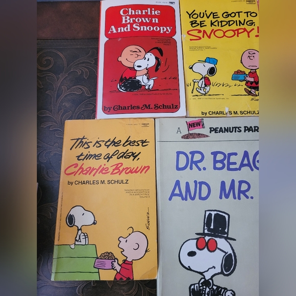Vintage Peanuts Books - Picture 4 of 8